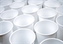 Piatti e bicchieri di plastica: al via la differenziata