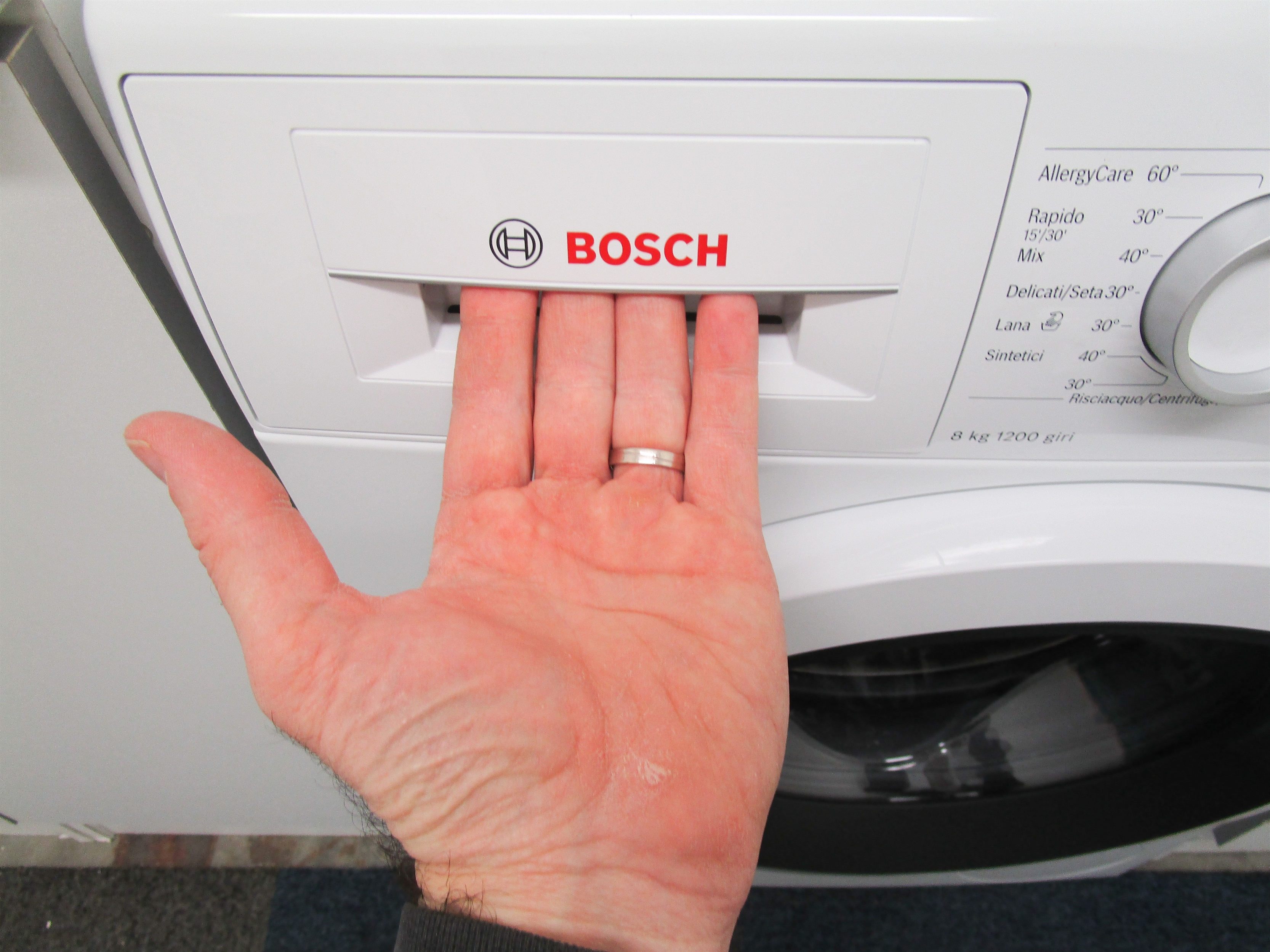 BOSCH WAT243H8II