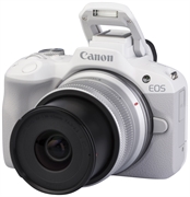 CANON EOS R50 with RF-S 18-45