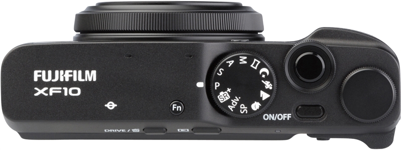 FUJIFILM XF10