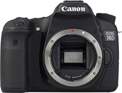 CANON EOS 70D + 18-55mm IS STM