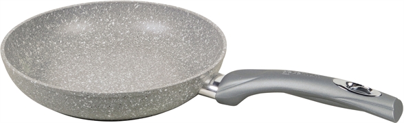 AETERNUM MADAME PETRAVERA