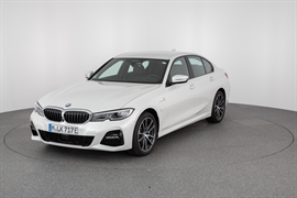BMW 330e
