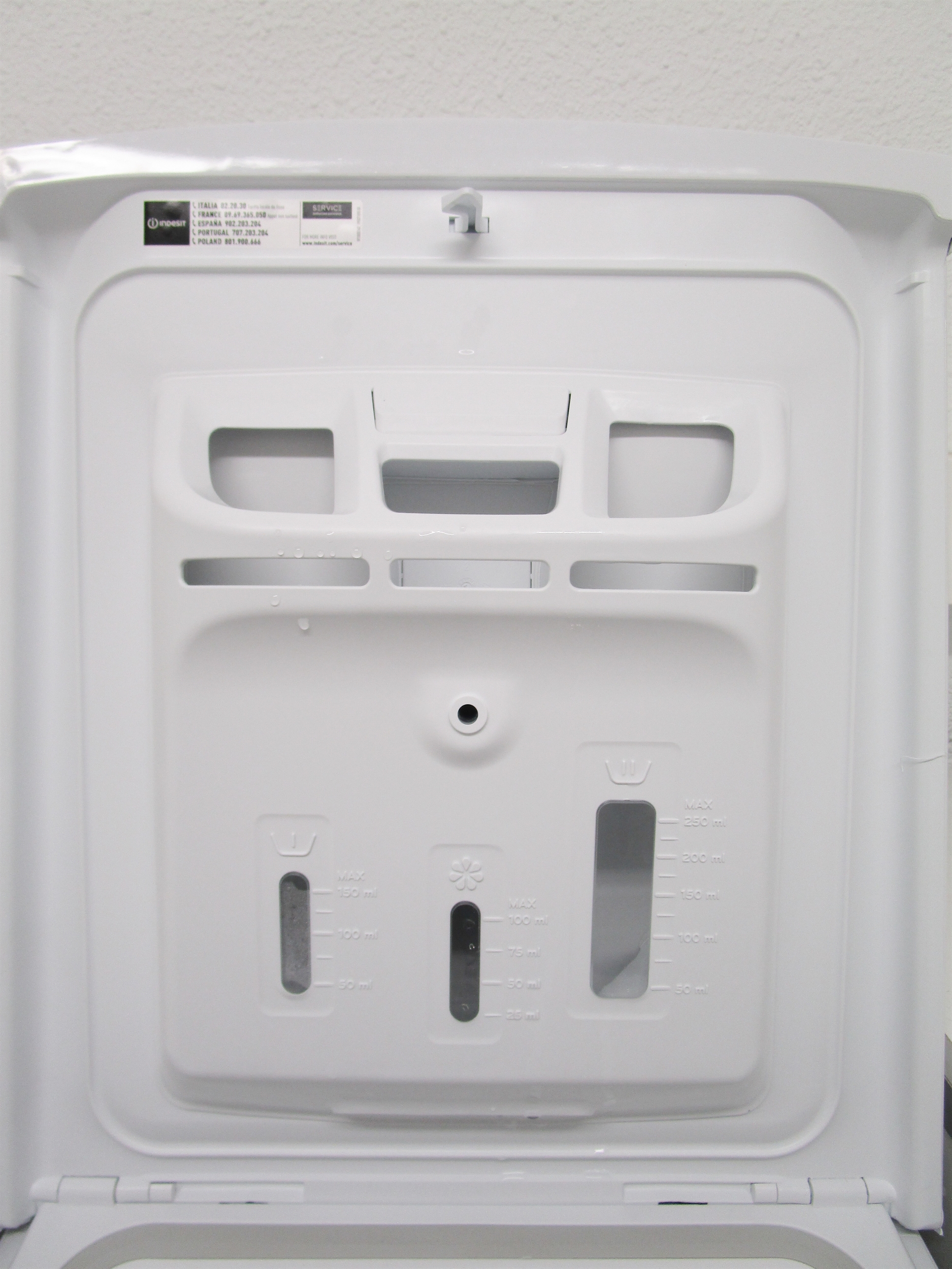 INDESIT BTW A61052